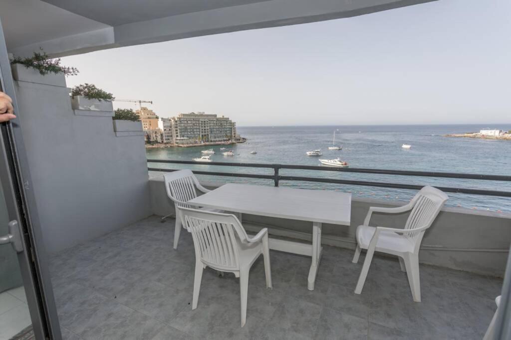 St Julians' Sea Front, Spectacular View, Apartment Saint Julian's Εξωτερικό φωτογραφία